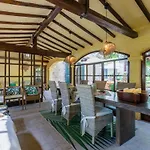 Podere La Botte, Pool, Casa rural Lari